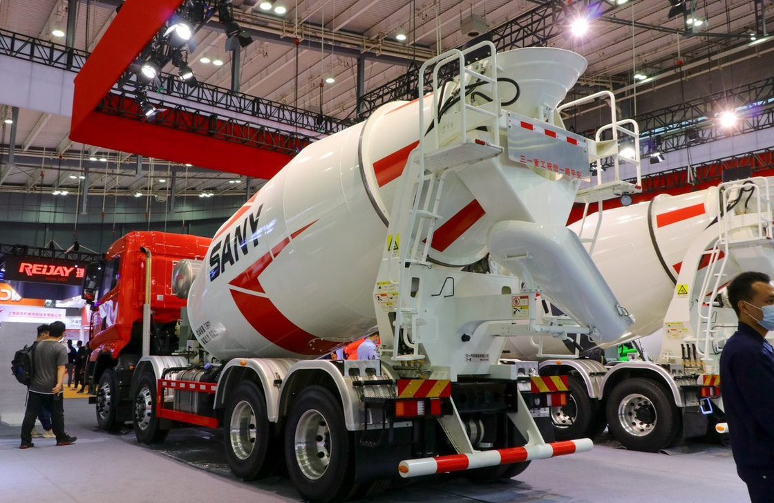 Concrete Transport Truck 8×4 Sany Mixer 8 Cubic Hino Engine 307hp 12-Speed Transmission