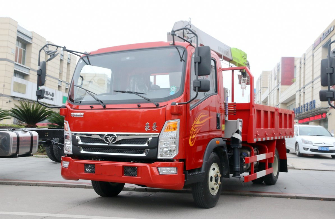 Small Truck Mounted Crane Lifting 4 Tons 8-Speed Manual Transmission Howo 4*2 Drive Mode