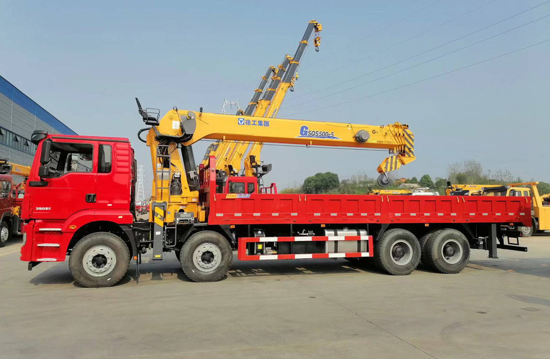 20 Ton Truck Mounted Crane Shacman 8×4 Flat Bed Box  5 Section Arm 23.7 Meters Long
