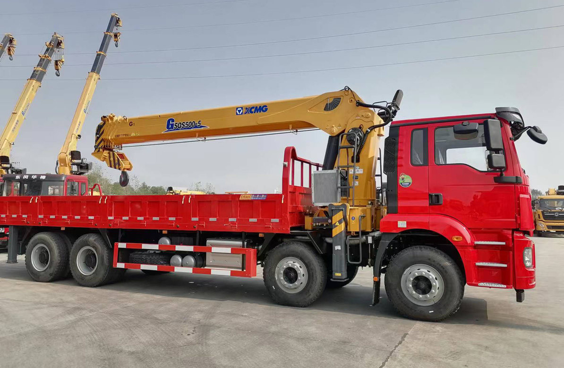 20 Ton Truck Mounted Crane Shacman 8×4 Flat Bed Box  5 Section Arm 23.7 Meters Long