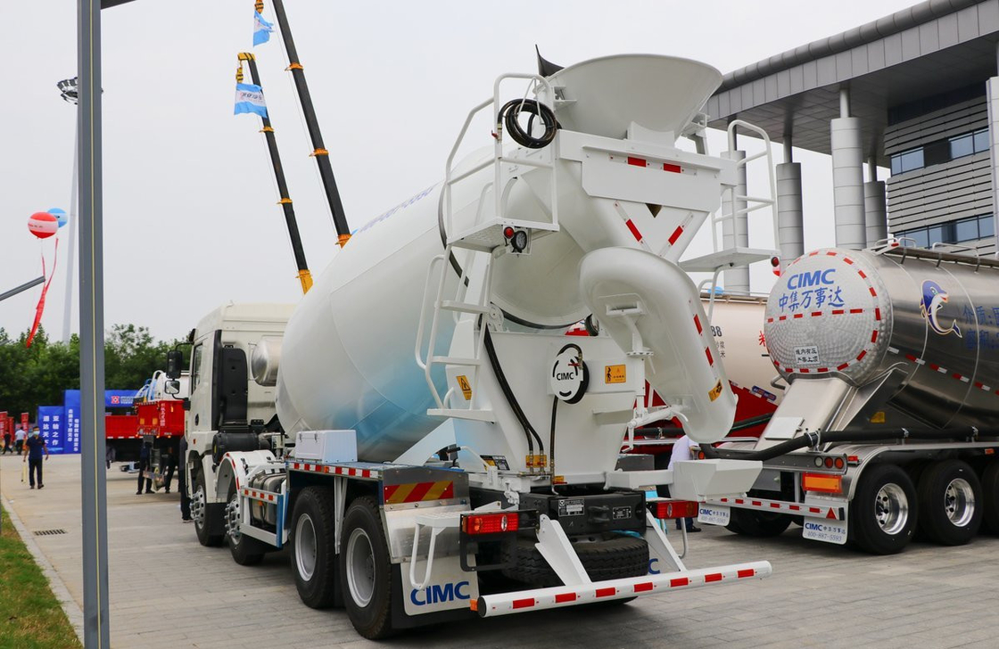 Concrete Transit Mixer Truck 8×4 Drive Mode 8 Cubic Cement Tanker Weichai 350hp Lhd