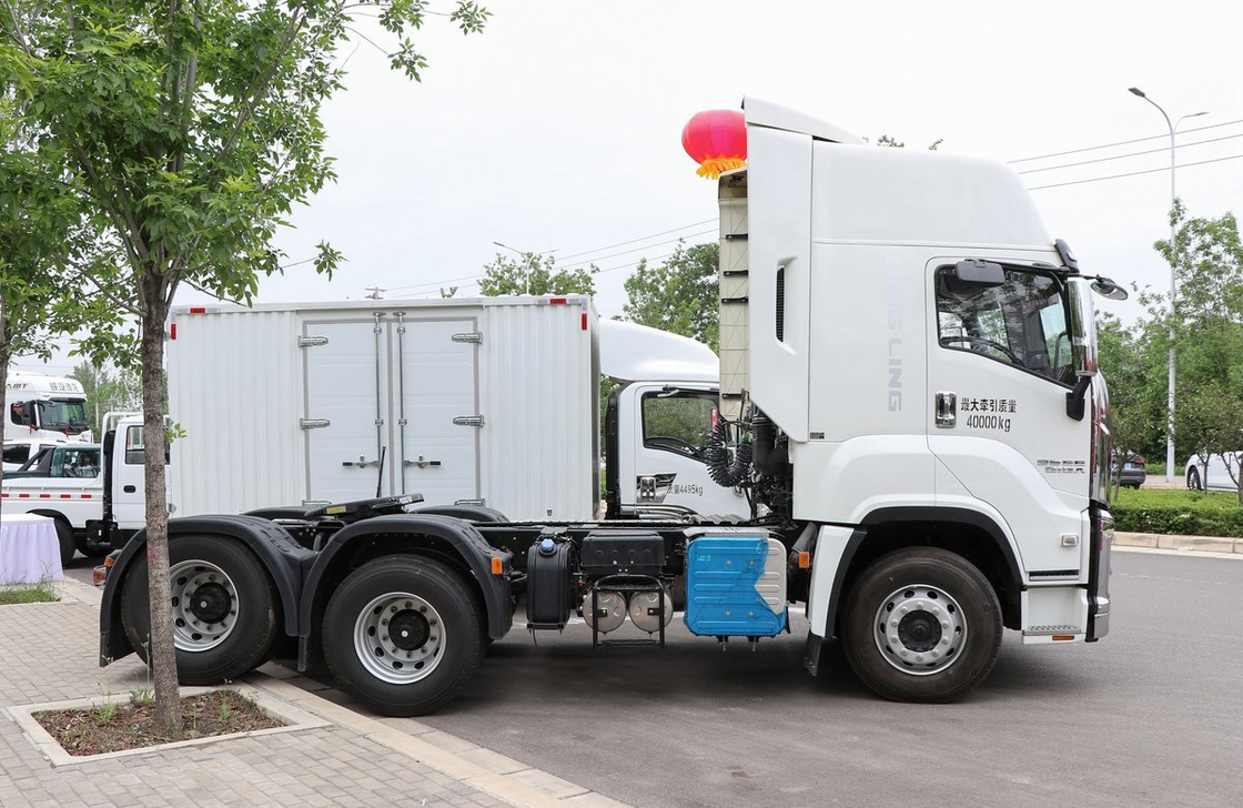 Tractor Truck Price Trade ZF Gearbox Automatic 6×4 ISUZU Trailer Head 520hp High Roof Cab