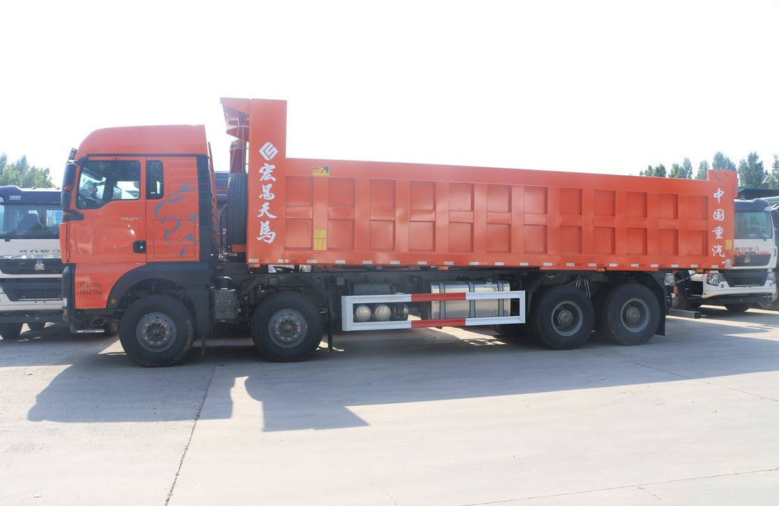 Sinotruk Uk Used Tipper Trucks 8×4 Sitrak G7H Heavy Duty 12.5L Displacement Single Sleeper