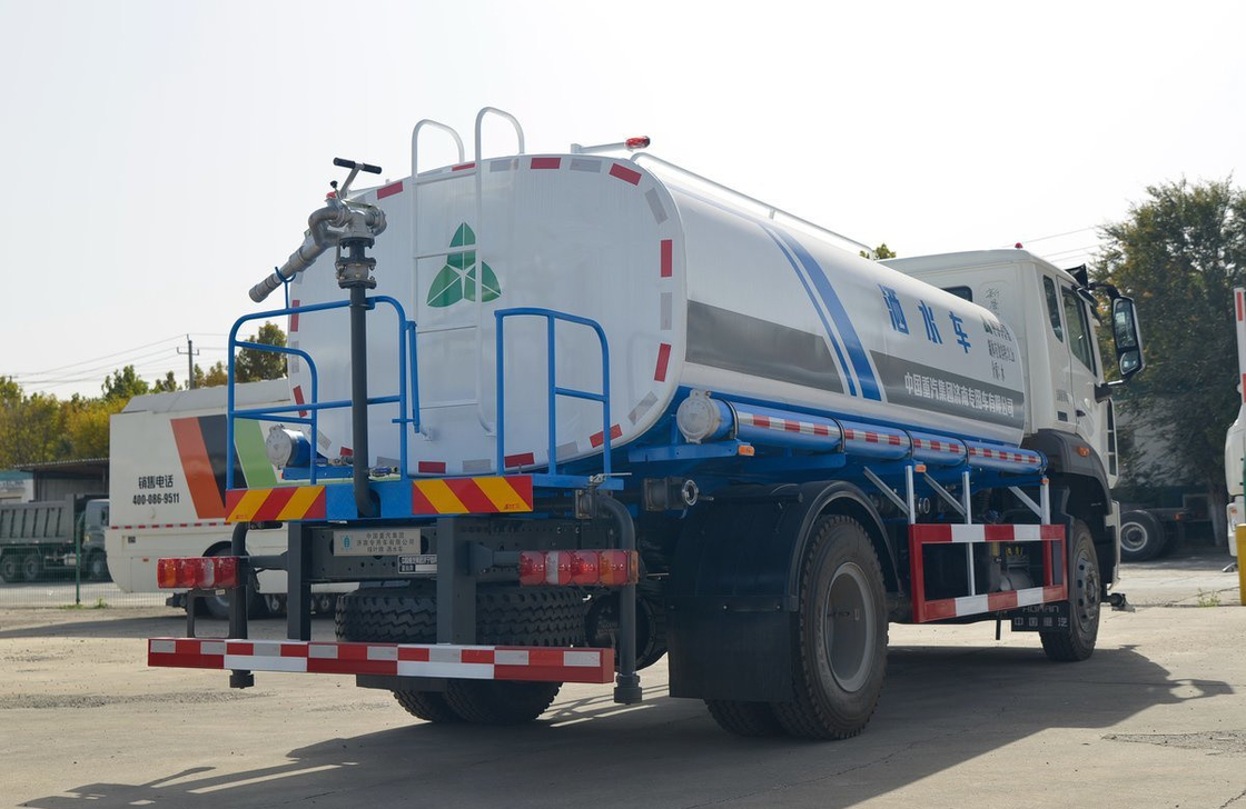 Used Sprinkler Truck Single Axle Sinotruck Hohan Model 10 M³ Spray Road Brand New LHD