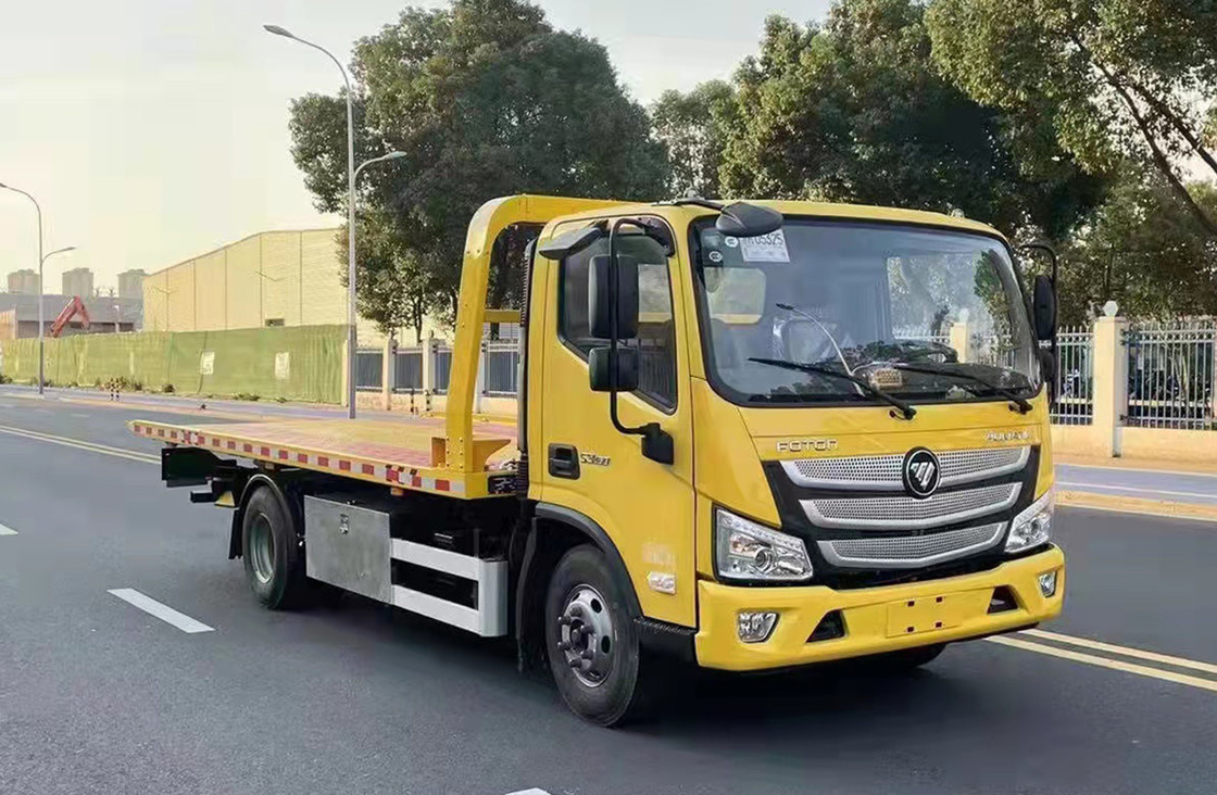 New Wrecker Truck Foton 4*2 Towing Truck 3800mm Wheelbase 3 Tons Loading Capacity