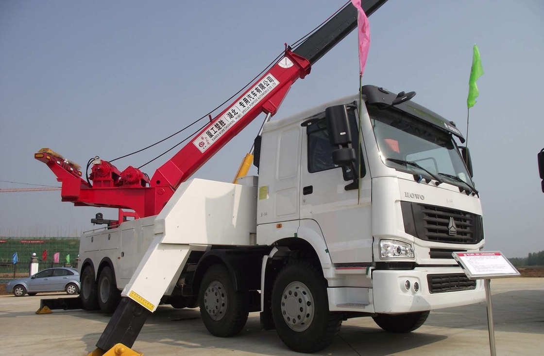 Tow Truck Chinese Brand Sinotruck Howo 8*4 One - To - One Tow Truck 6-12 Tons Euro 3 Emission