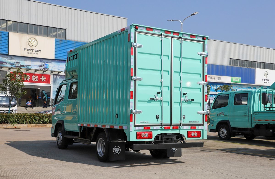 Used Light Cargo Trucks 2.7 Meters Container Box 2+3 Seats Double Cabin Chinese Brand Foton