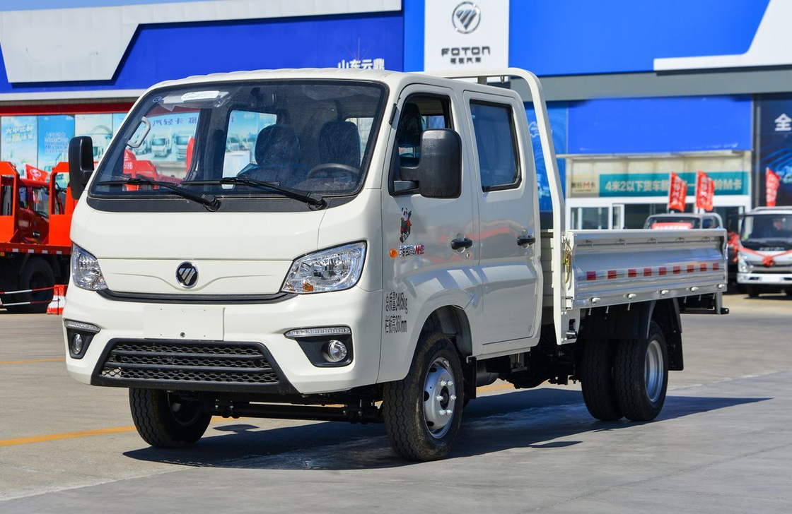 Used Mini Cargo Truck Petrol Engine 122hp White Color Left Hand Drive Loading 3 Tons LHD