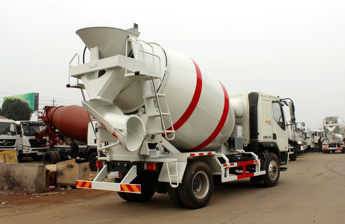 Mixer Truck Concrete Liuqi 4×2 With 6 Tires Small Cement Mixer 4 Cubic Tanker Capacity 160hp