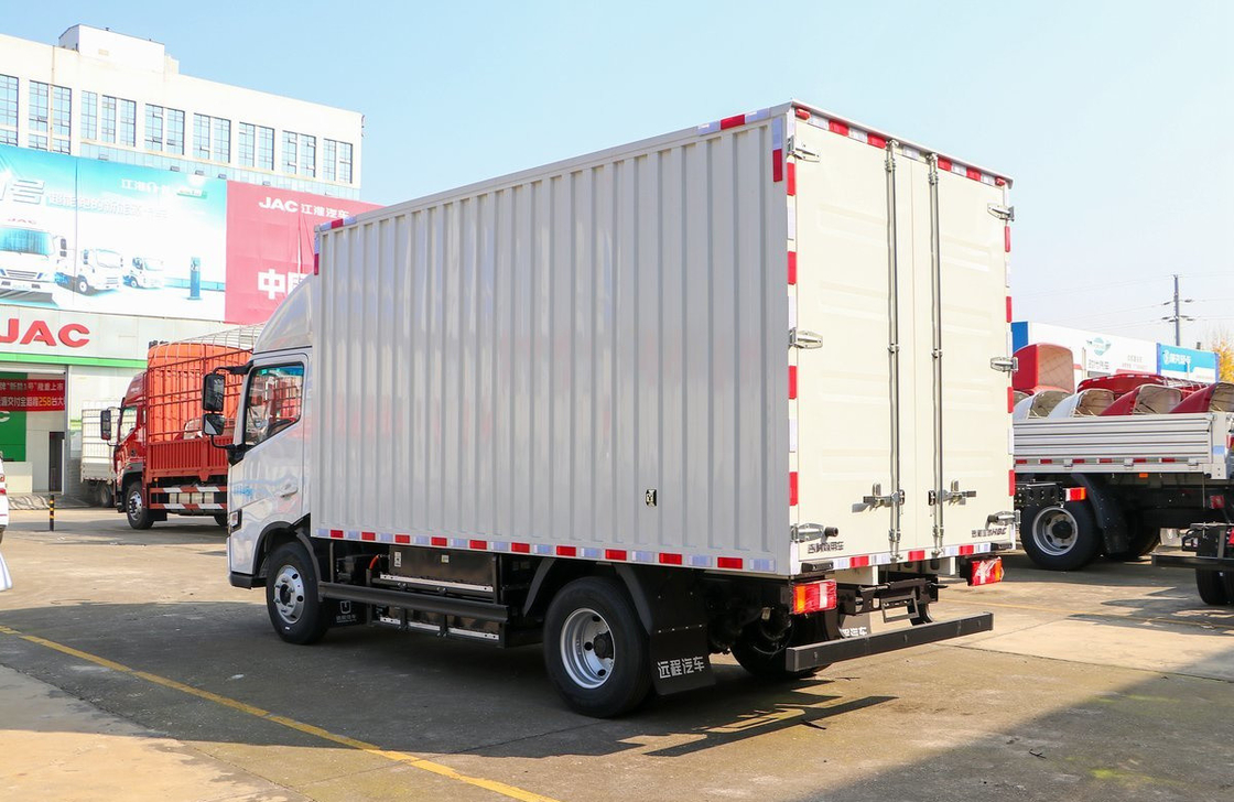 Box Trucks Geely Pure Electric Lorry Truck New Energy Fuel 4*2 Van Box 4 Meters A/C