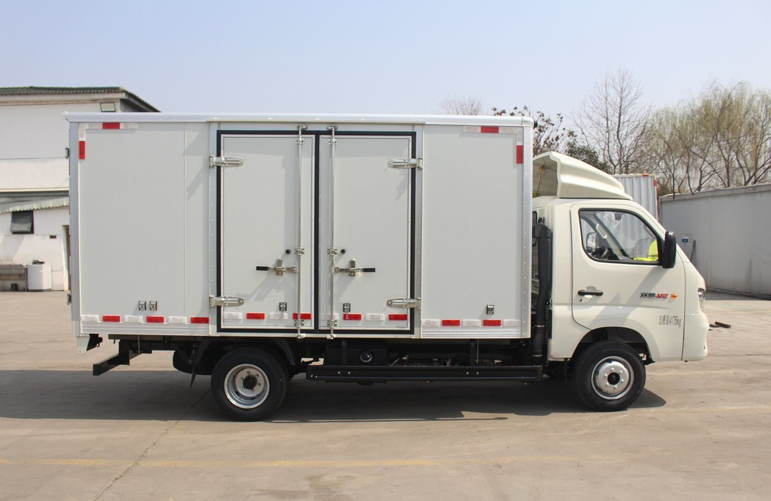 Mini Box Truck 3.7 Meters Van Box With 2 Doors Single Cabin With A/C Gasoline Engine 6 Tyre