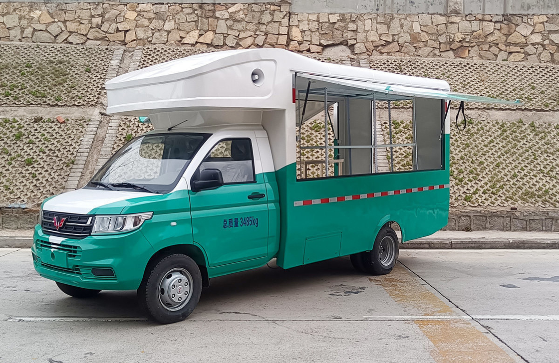 Used Cargo Box Truck Wuling Sales Minitruck 5-Speed Manual Transmission 1.5 Tons Paylaod