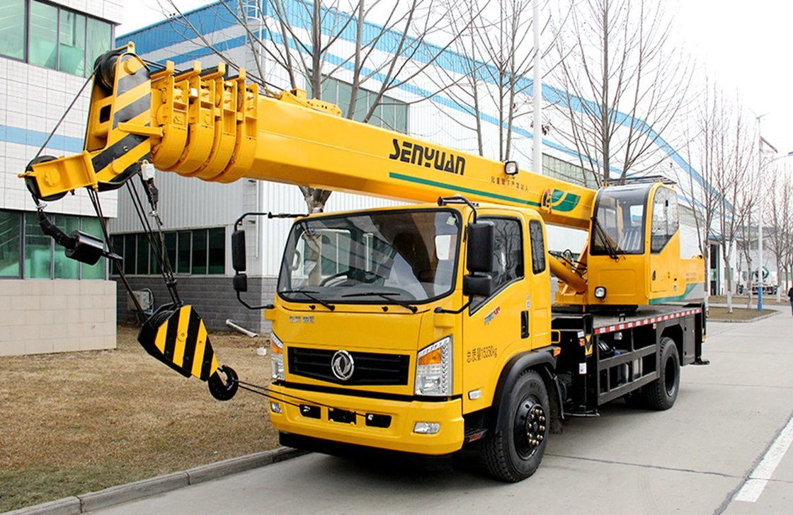 Used Truck Crane For Sale Dongfeng 16 Ton With Five-Section Straight Arm Chinese  Mobile Crane