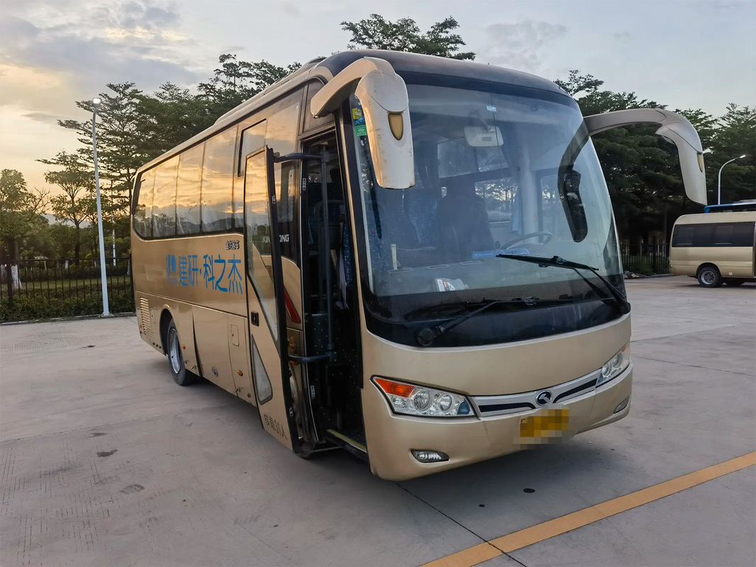 XMQ6759 Euro 4 Standard 7.5m Left-Hand Drive Diesel Engine KingLong Used Passenger Bus