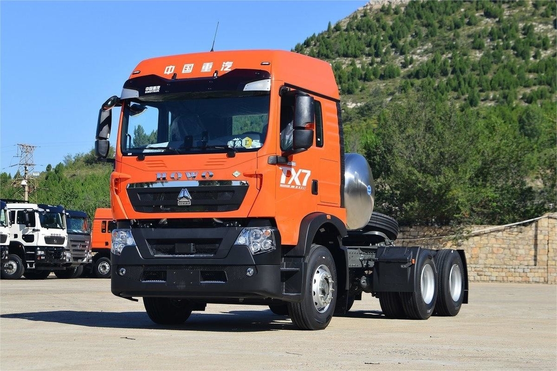 480HP HOWO Tractor National VI Emission Standard Deflector Rear Double Axle LNG