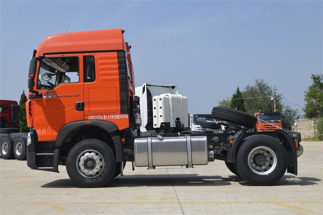 400 HOWO Tractor Truck 12 Speed 4*2 6 Tires 6 Cylinder Single Row Semi Diesel Engine Tractor