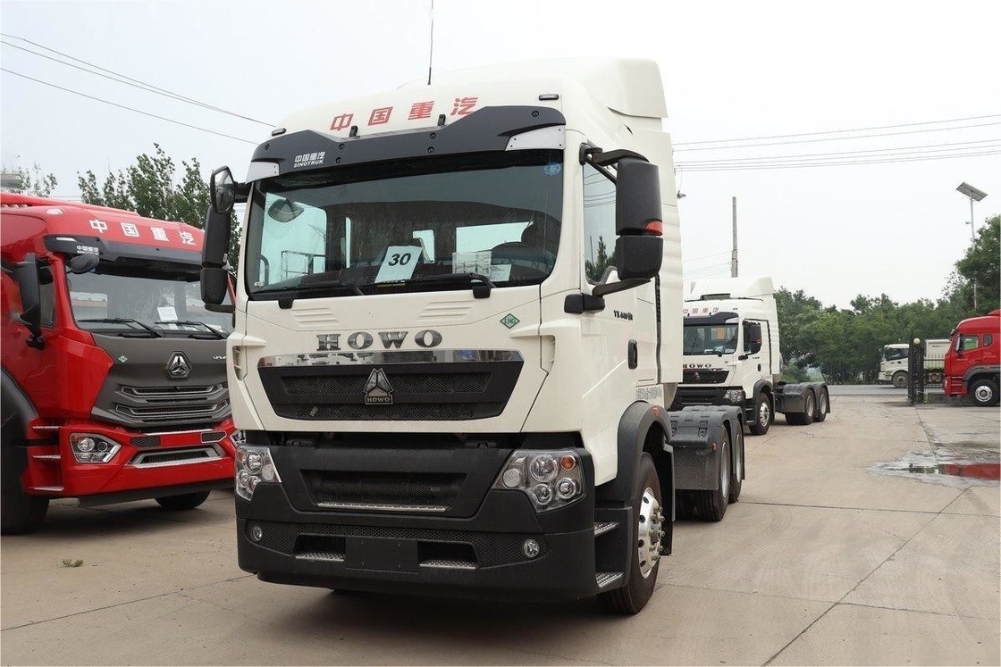 HOWO Single Row Semi TX Heavy Truck 440HP 6X4 12gears Dual Drive LNG Tractor National VI