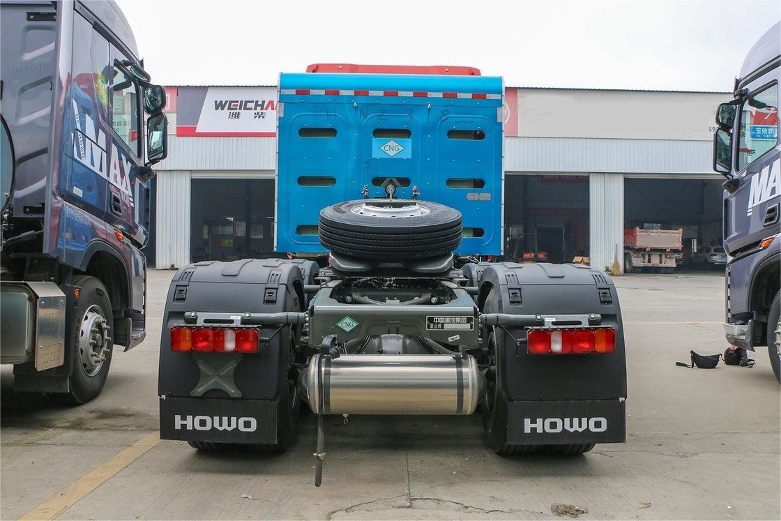 460hp HOWO Heavy Truck 6X4 CNG Rear Double Axle Rear Eight-Wheel Tractor National VI