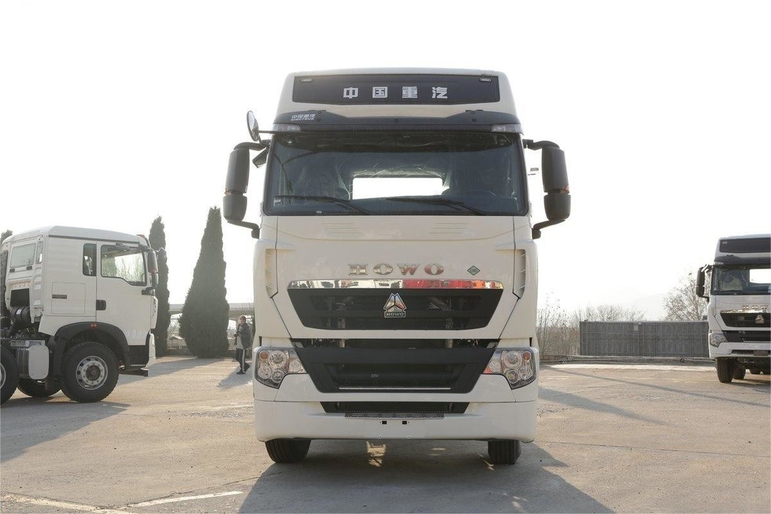HOWO Heavy Truck Deflector Side Wind Vane 440HP 6X4 LNG National VI Tractor (13T Rear Axle)