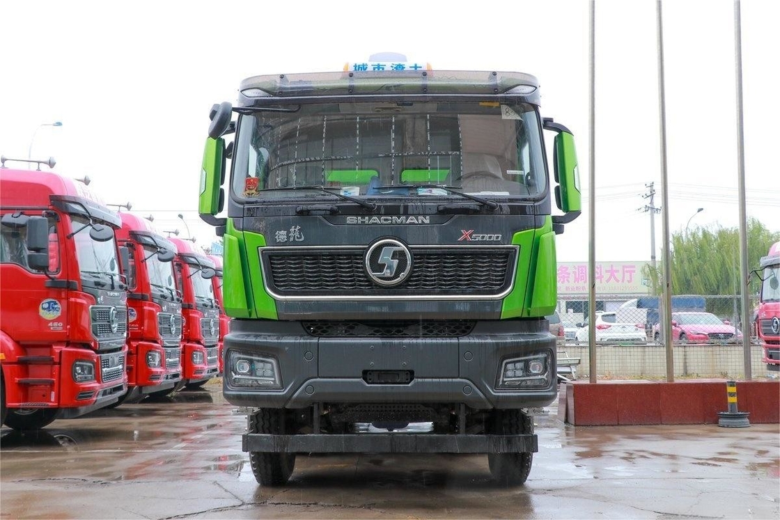 EURO 6 Emissions 430 Horsepower 8x4 5.3 Meters 15.5 Tons Weichai Heavy Dump Truck