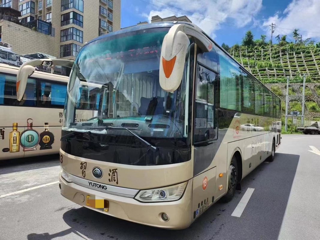 Second Hand Tourist Bus 52 Seats 2020 Year Yutong Shuttle Bus ZK6125 Champagne Color