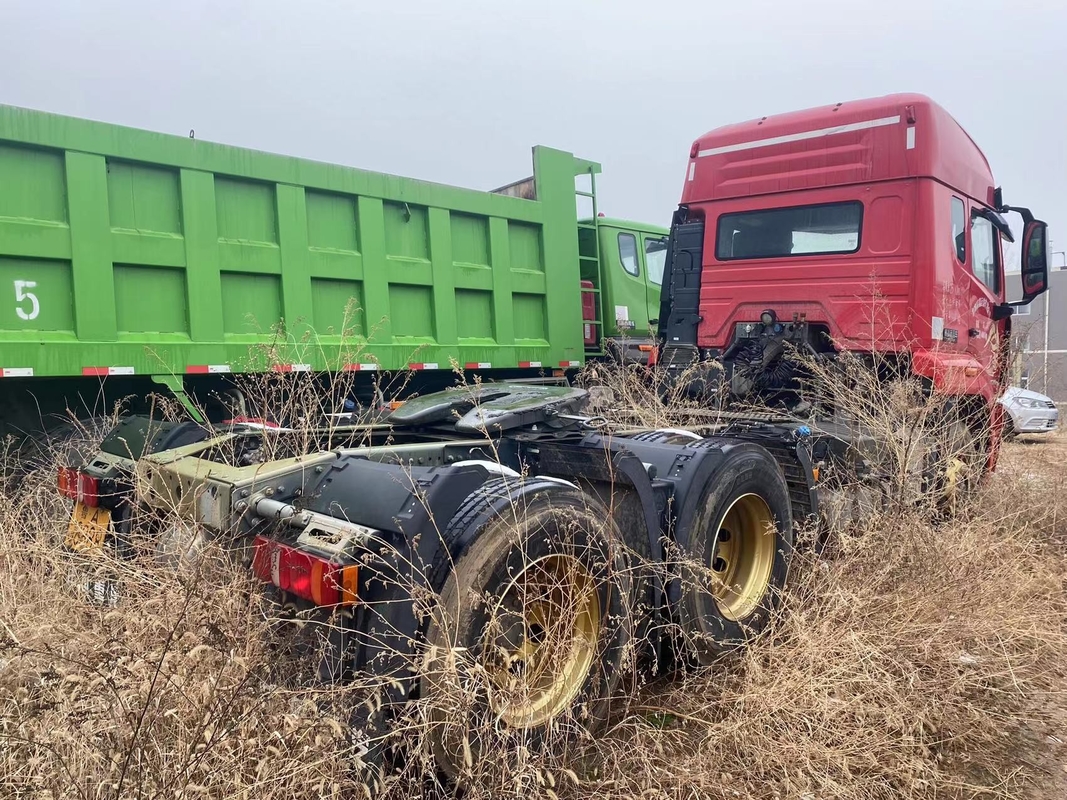 Sino Truck Leaf Spring Weichai 440hp Strong Engine Hohan Tractor Head 6*4 High Roof With A/C