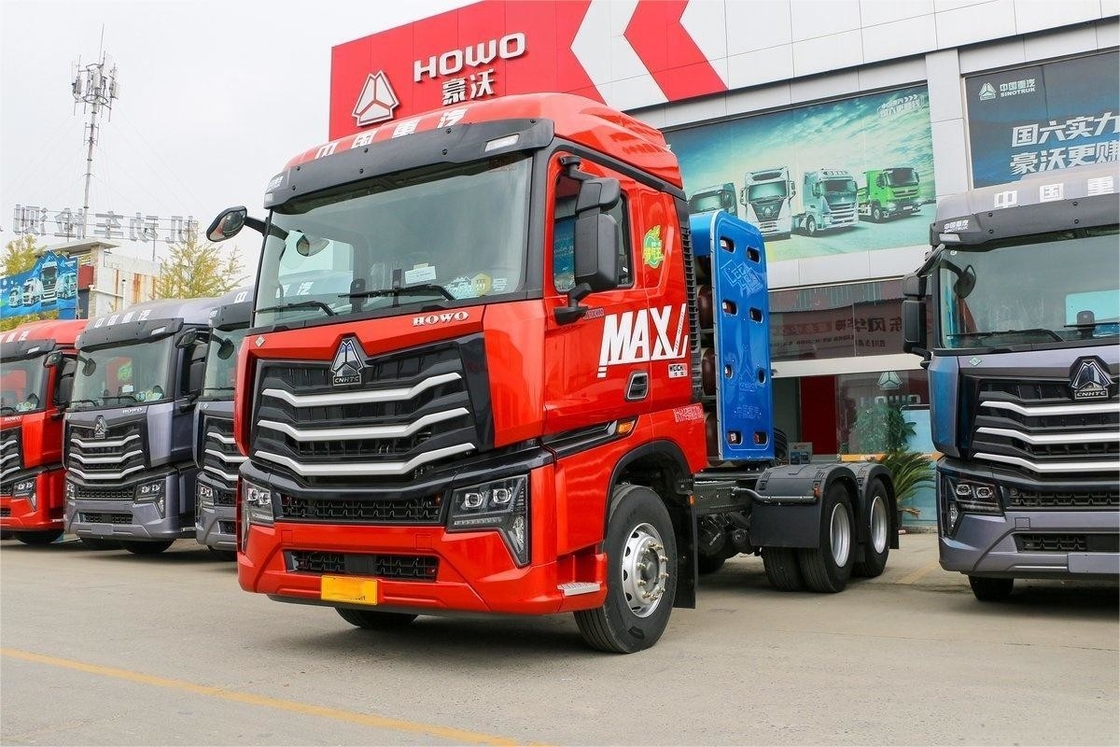 460hp HOWO Heavy Truck 6X4 CNG Rear Double Axle Rear Eight-Wheel Tractor National VI