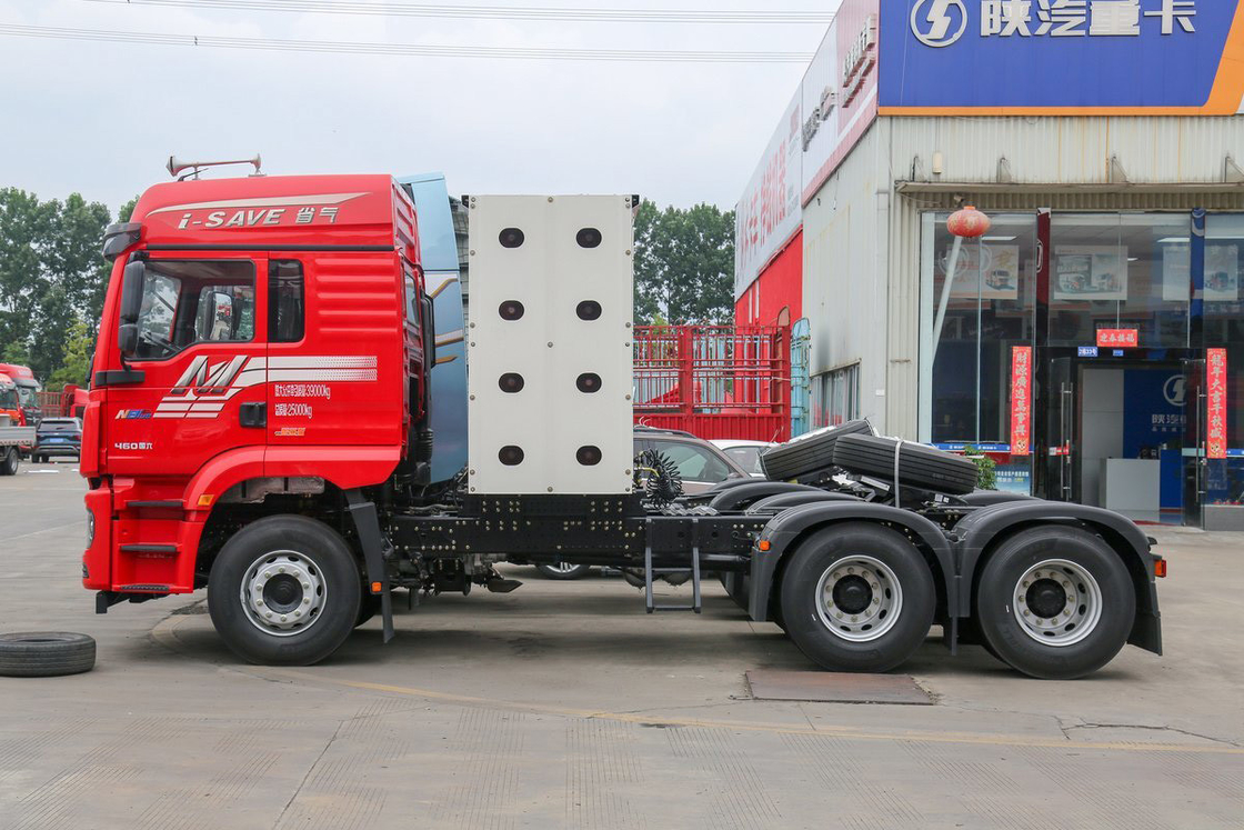 Single Row Half Seat Weichai Engine 460HP 6X4 High Roof CNG Tractor Shacman Heavy Duty Truck