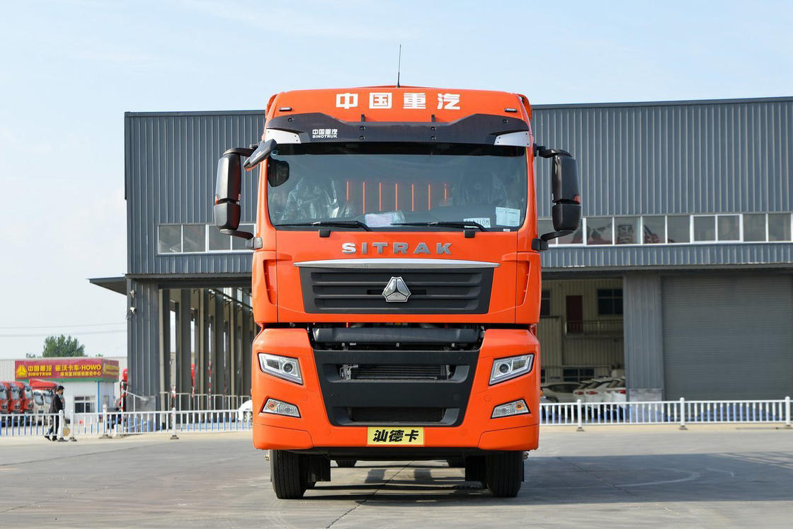 Sinotruk G5 Model 250HP 4X2 6.8m AMT 8-Speed Deflector And Flow Plate SITRAK Fence Truck