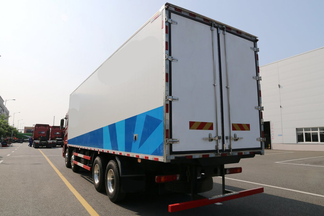 Qingdao Jiefang CA5310 JH6 Diesel 12 Gear 400 Hp 8X4 High Roof Deflector 9.4m Refrigerated Truck