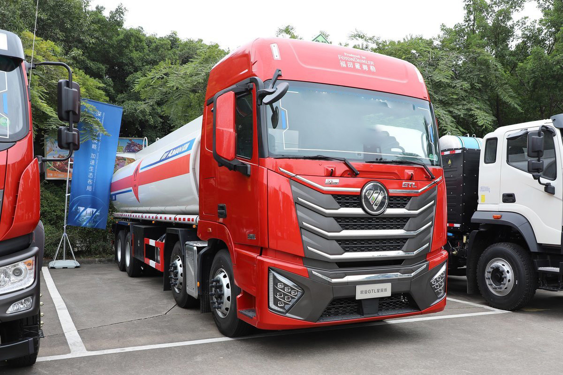 Auman HFV5320 GTL Half-row Seat Diesel 12-speed 360HP 8X4 Fuel Tank 30m³ Foton Oil Tanker Truck