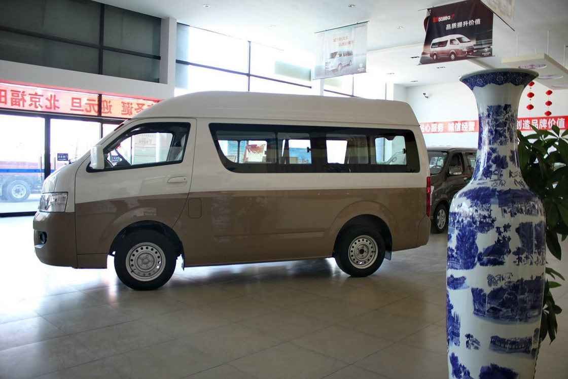 Used Foton Mini Bus 2022 Commercial Edition Gasoline Manual 5-Speed 160 HP 10 Seats Right Sliding Door