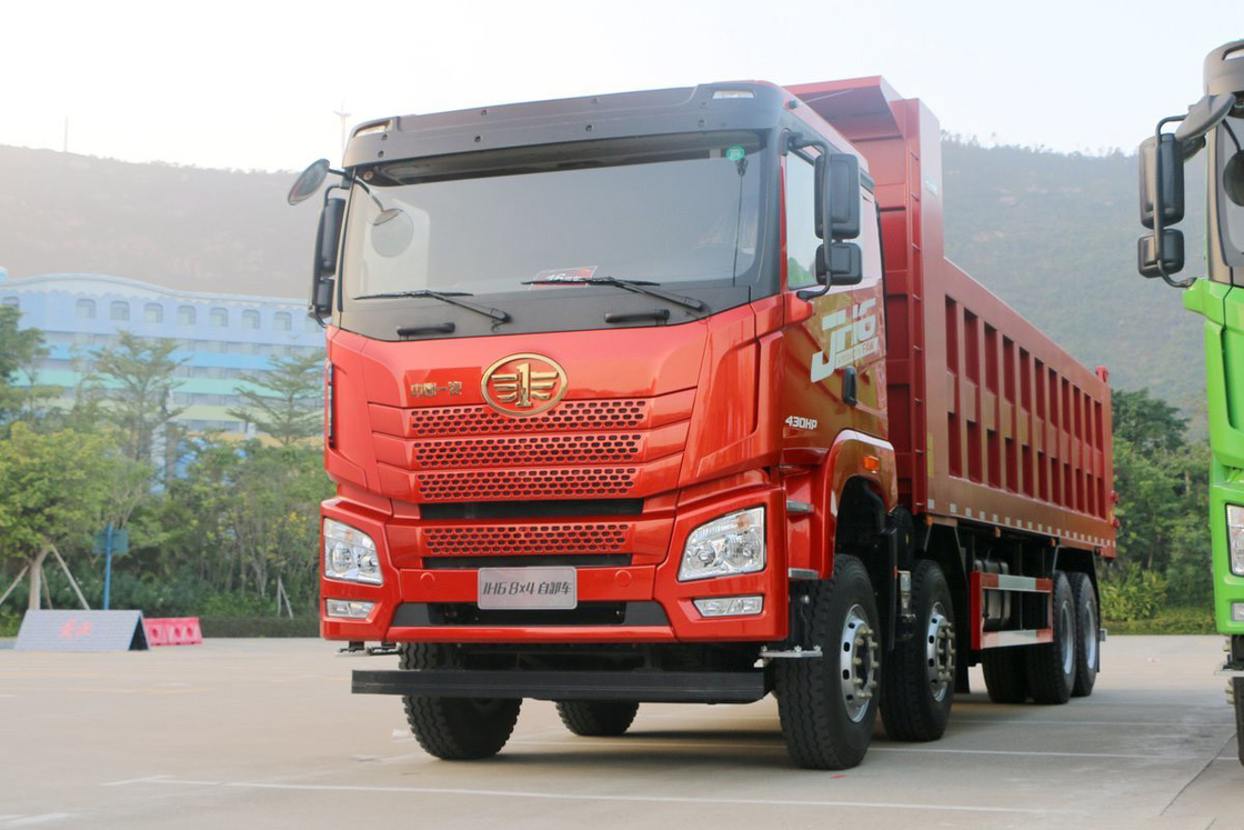 Flat Top Half Cab JH6 Heavy Truck Diesel 430 Hp 8X4 8.2m Qingdao Jiefang Dump Truck