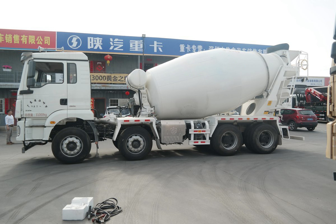 Shaanxi Automobile Heavy Truck Delong New M3000 336HP 8X4 7.49m3 Concrete Mixer Truck
