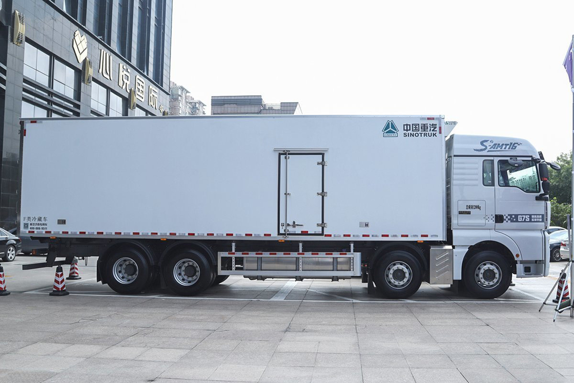 SITRAK ZZ5326 G7S Diesel 16-Speed 490HP 8X4 9.45m AMT Automatic Sinotruk Refrigerated Truck