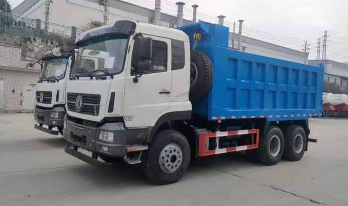 6x4 Dump Truck Loading 20-40 Tons Dongfeng 10 Tires Left Hand Drive Cabin With Sleeper