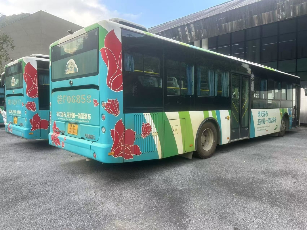Yutong City Bus Diesel Yuchai Engine ZK6125 Double Door 43 Seaters 98 Passengers Leaf Spring