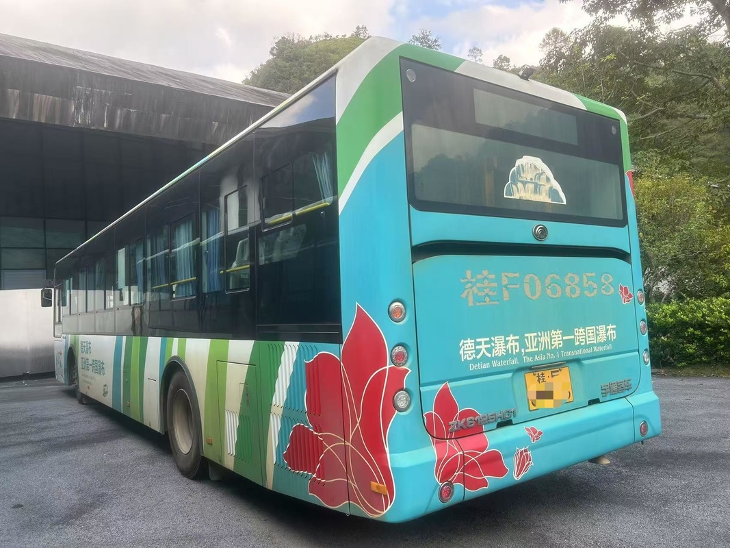 Yutong City Bus Diesel Yuchai Engine ZK6125 Double Door 43 Seaters 98 Passengers Leaf Spring
