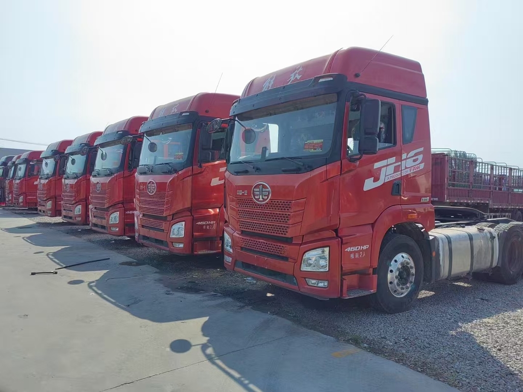 Used Tractor Truck Head FAW Jiefang Trailer Truck JH6 Model Low Mileage 2020 Year Fuel Efficient Engine