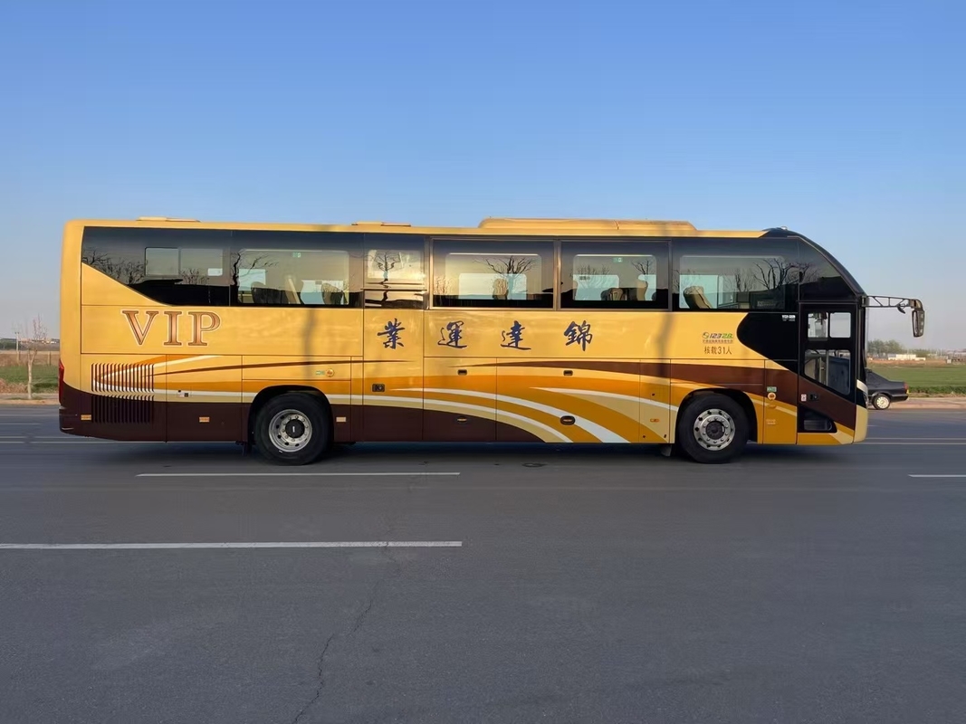 Yutong Bus Luxury 2+1 Yutong Bus 31 Seats ZK6120 Business Seats Airbag Suspension 2023 Year
