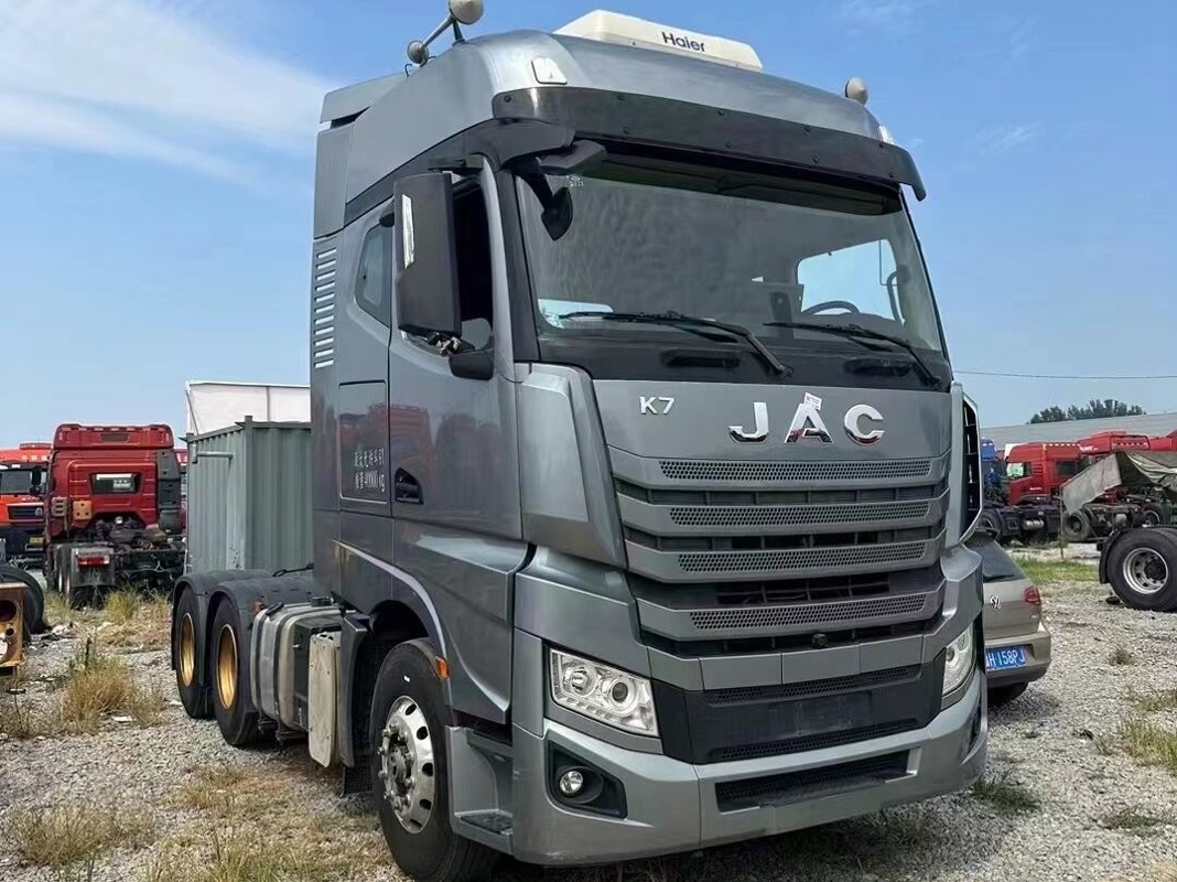 Used Heavy Duty Tractor Head Trucks For JAC K7 Automatic ZF Transmission 540hp With Sleeper 6*4