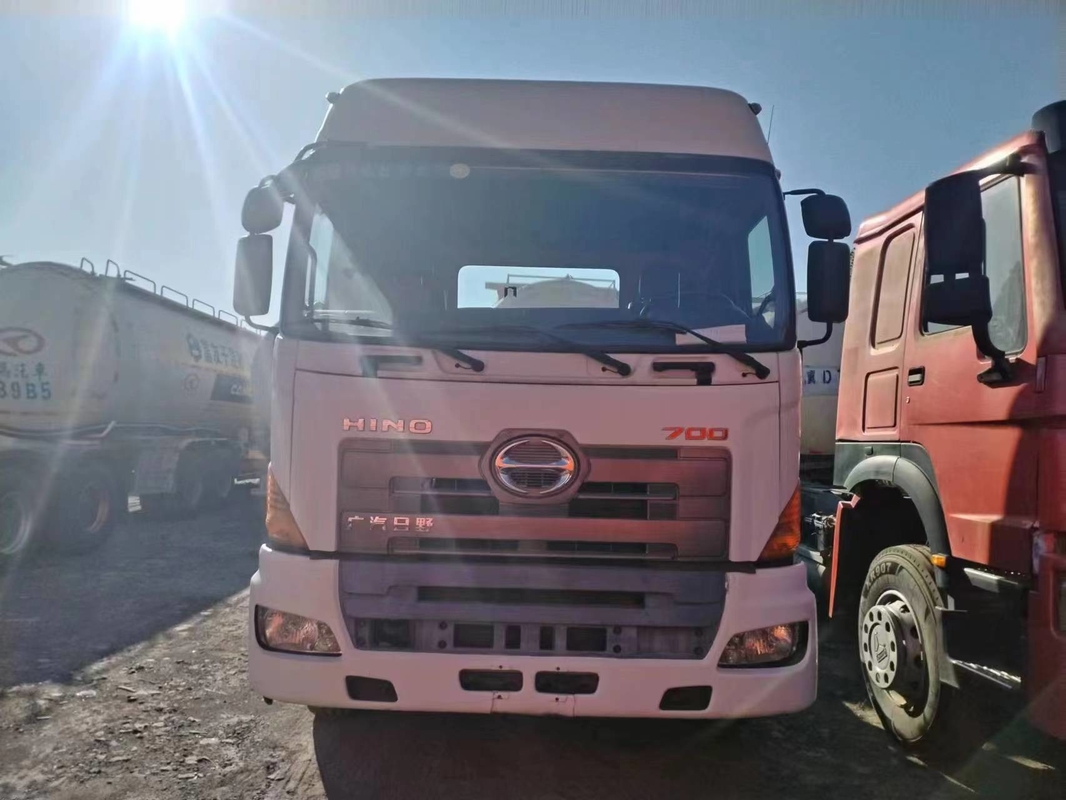Used Tractor Head For Africa Hino 700 Leaf Spring High Roof Cabin 6*4 Heavy Duty Truck Durable
