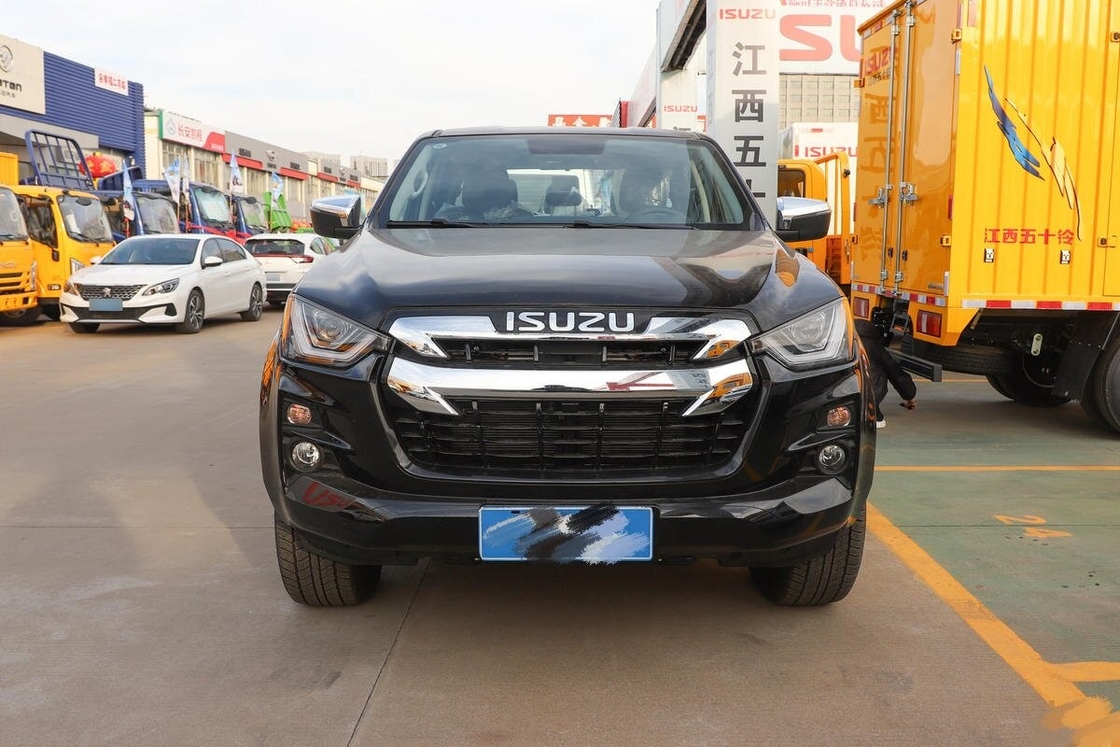 Isuzu High Ground Clearance  Pickup Truck 2021 1.9T Diesel 4WD Automatic Double Cab Durable Chassis