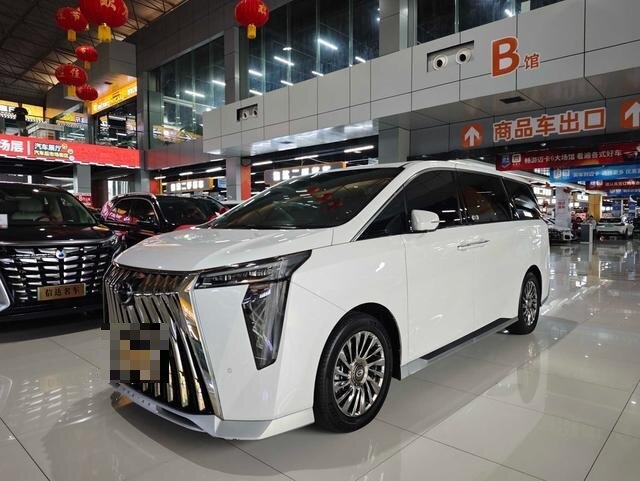 Affordable Trumpchi M8 2023 Grandmaster Series 2.0TGDI Ultimate Edition For Sale 2wd Luxury Family Use