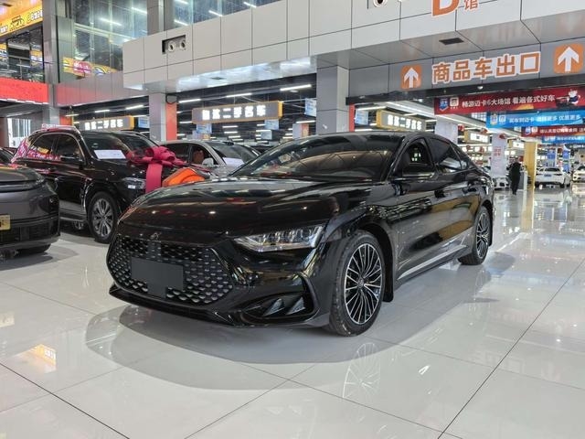 BYD Han DM 2024 DM-i Honor Edition 121km Premium Edition Edition Family Suv And Reliable Budget Suv For Export