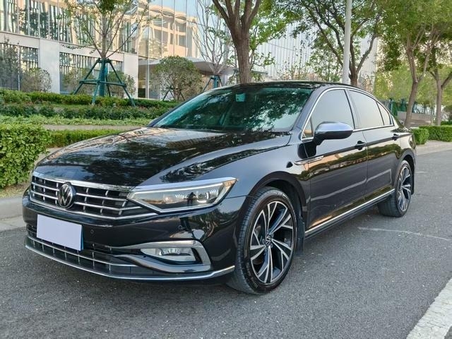 Affordable Used 2021 Magotan 330TSI DSG 30th Anniversary Edition for family use