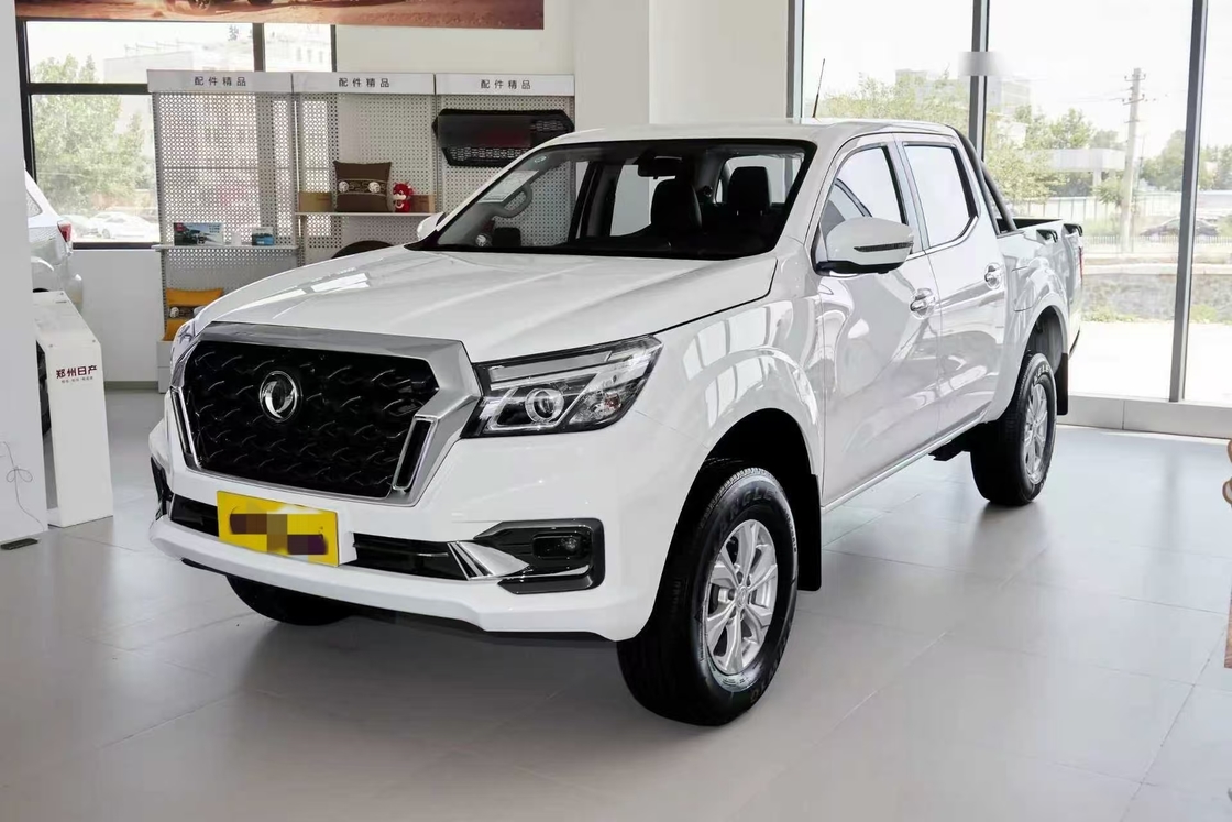 New Dongfeng 5 Pickup Truck Diesel 4WD Extended Double Cabin Reliable Durable Comfortable Truck