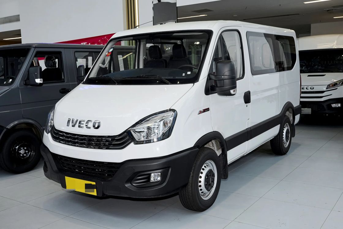 Affordable New Ocean minivan 2024 2.0T Diesel 146 hp Euro 6 Family Minivan for Export