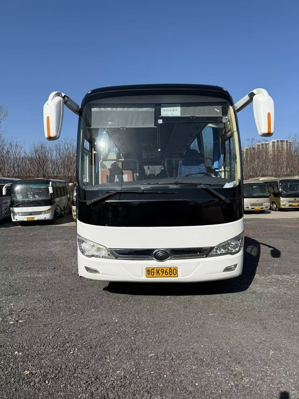 ZK6119 Yutong Used Passenger Bus 2022 51-Seater One Door Left-Hand Drive Luxury Bus