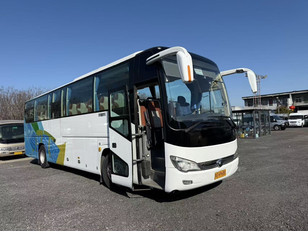 ZK6119 Yutong Used Passenger Bus 2022 51-Seater One Door Left-Hand Drive Luxury Bus